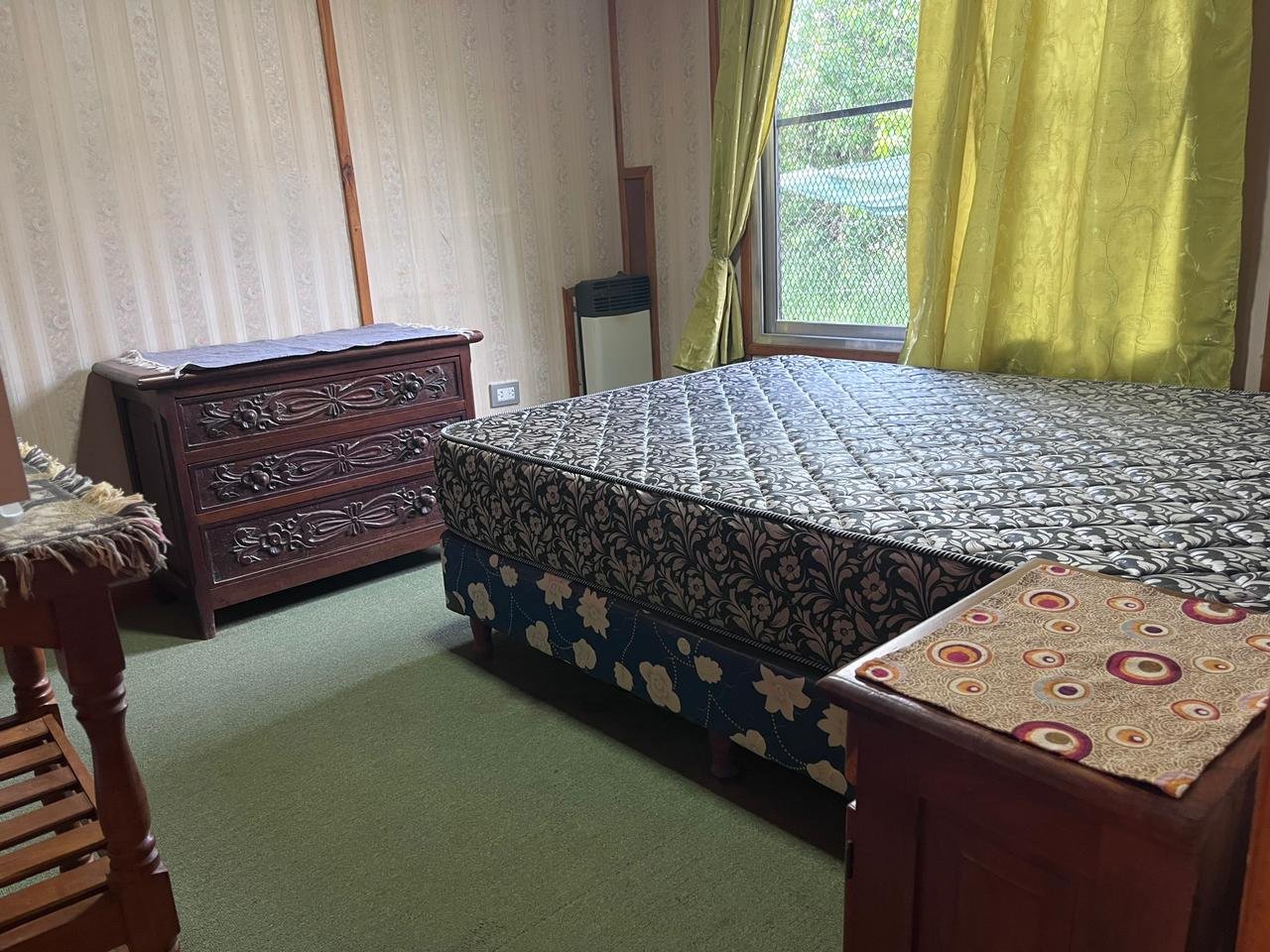 Casa con Patio y Parrilla, en Dina Huapi.